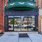 2-Bedroom Luxury Loft Private Parking Ev Charger