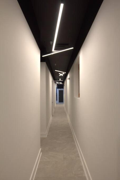 2-bedroom Luxury Loft Private Parking Ev Charger Philadelphia