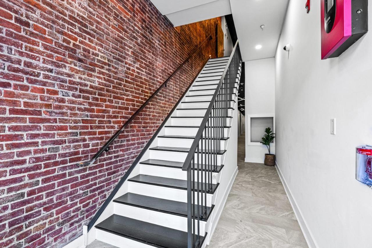 Apartment 2-bedroom Luxury Loft Private Parking Ev Charger *